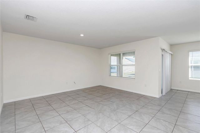 27 HICKORY COURSE LANE, Ocala, FL 34472