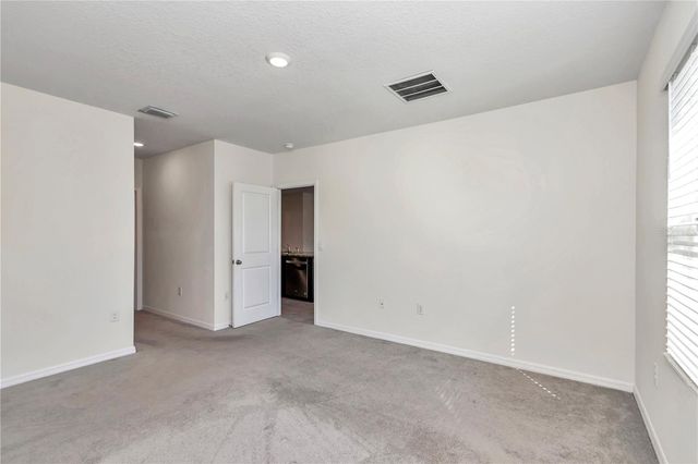 27 HICKORY COURSE LANE, Ocala, FL 34472