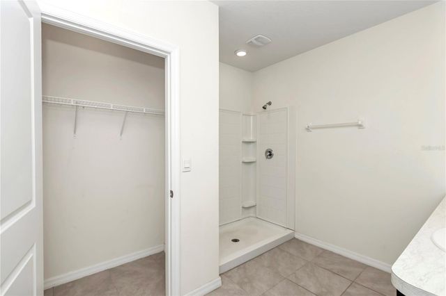 27 HICKORY COURSE LANE, Ocala, FL 34472