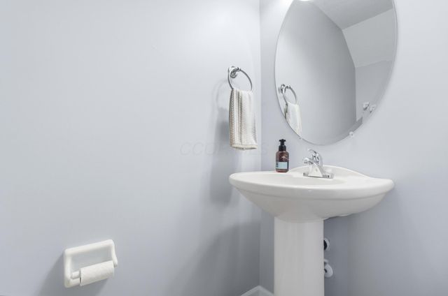 5597 Crystal Falls Street, Dublin, OH 43016