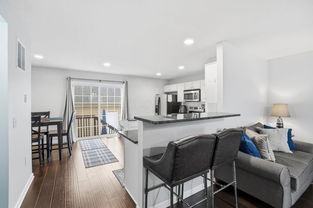 5597 Crystal Falls Street, Dublin, OH 43016