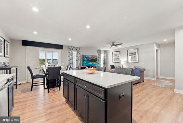 3 BUSTLETON ST, Millville, NJ 08332
