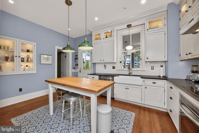 222 S UNION ST, Kennett Square, PA 19348