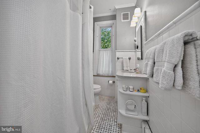 222 S UNION ST, Kennett Square, PA 19348