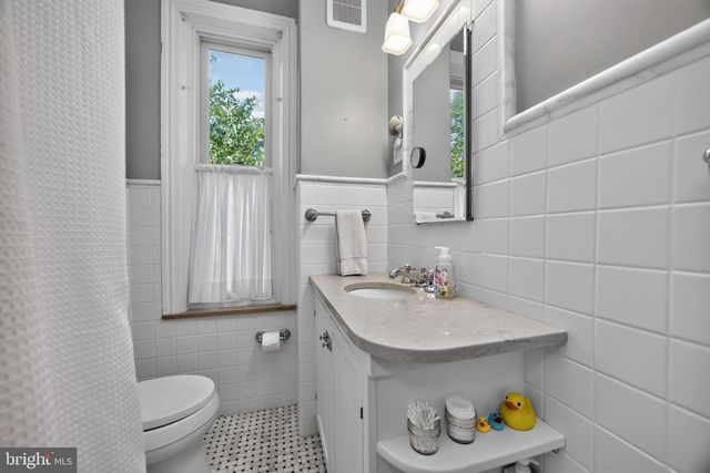 222 S UNION ST, Kennett Square, PA 19348