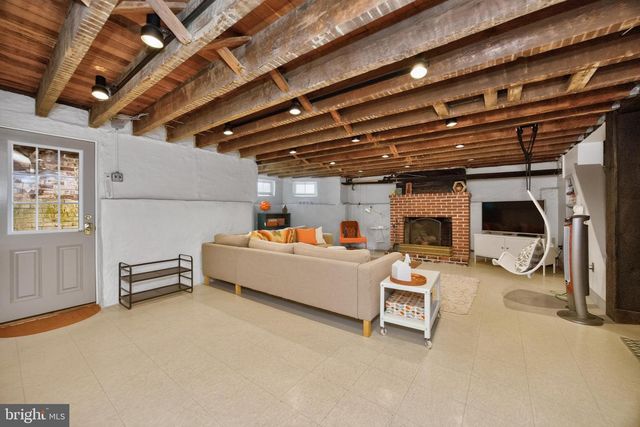 222 S UNION ST, Kennett Square, PA 19348