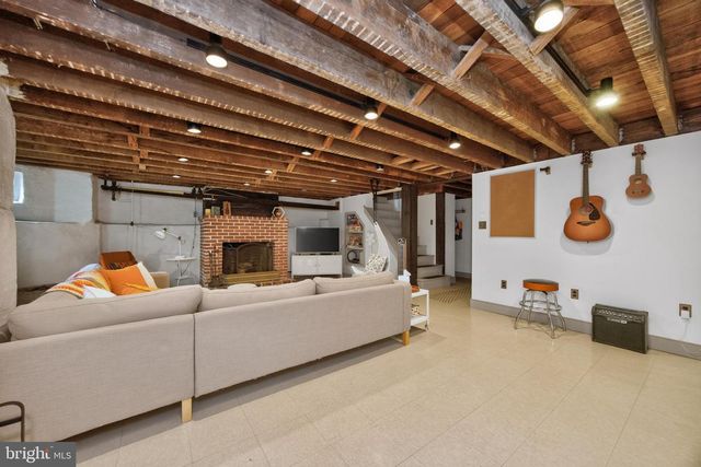 222 S UNION ST, Kennett Square, PA 19348