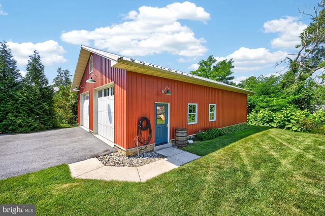 222 S UNION ST, Kennett Square, PA 19348