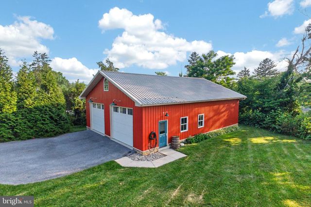 222 S UNION ST, Kennett Square, PA 19348