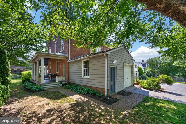 222 S UNION ST, Kennett Square, PA 19348