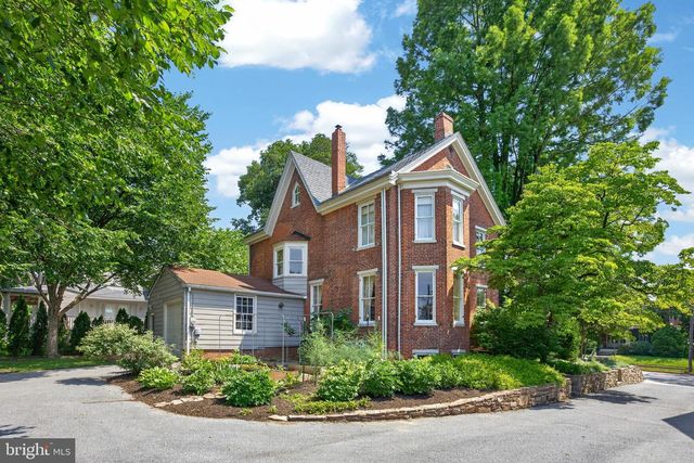 222 S UNION ST, Kennett Square, PA 19348