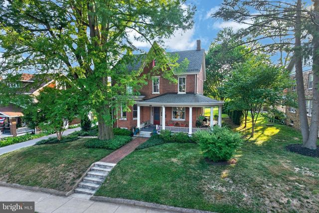 222 S UNION ST, Kennett Square, PA 19348