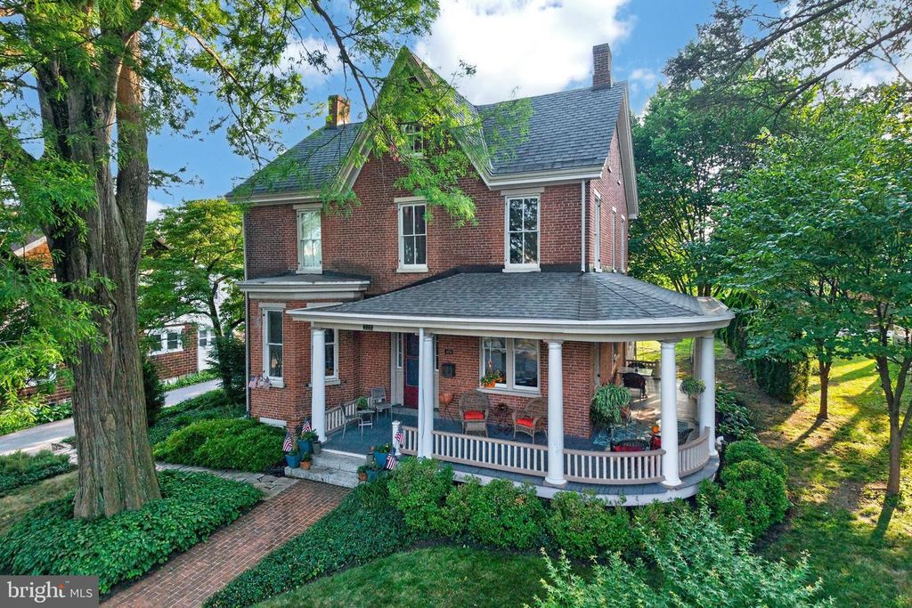 222 S UNION ST, Kennett Square, PA 19348