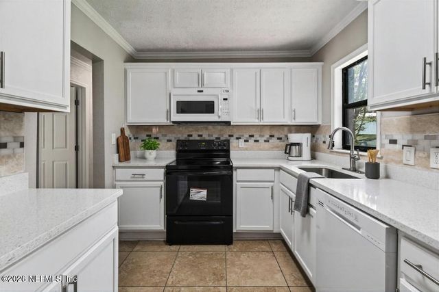 1108 LEEDA Drive, Jacksonville, FL 32254
