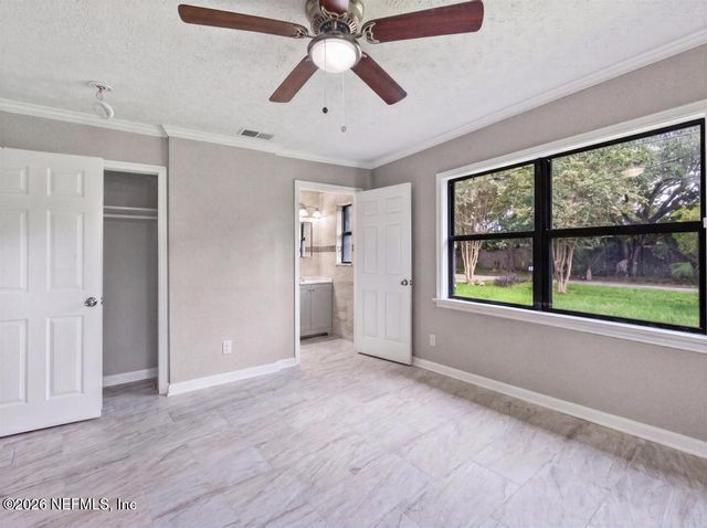 1108 LEEDA Drive, Jacksonville, FL 32254