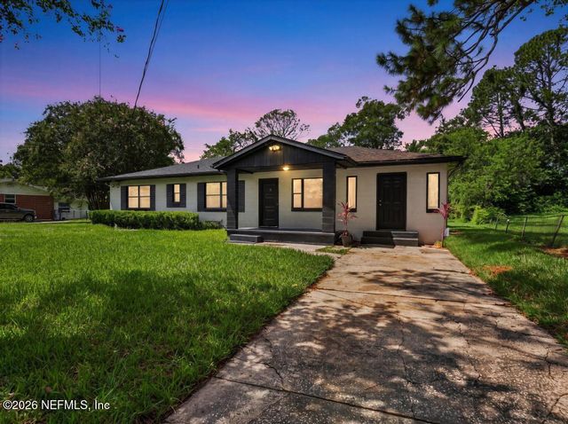 1108 LEEDA Drive, Jacksonville, FL 32254