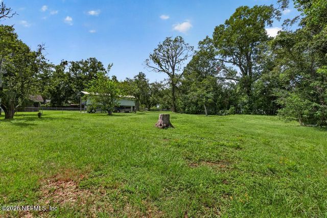 1108 LEEDA Drive, Jacksonville, FL 32254