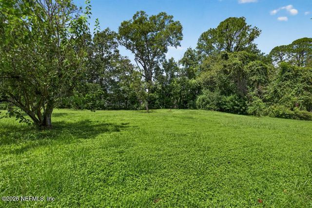 1108 LEEDA Drive, Jacksonville, FL 32254