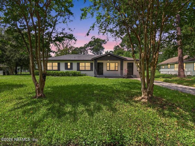 1108 LEEDA Drive, Jacksonville, FL 32254