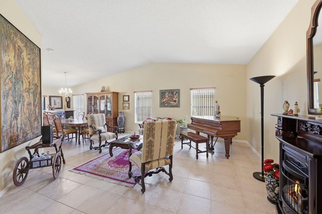 1042 NW 110th Lane, Coral Springs, FL 33071