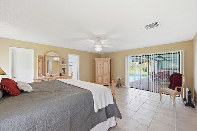 1042 NW 110th Lane, Coral Springs, FL 33071