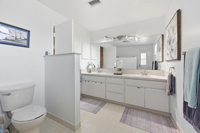 1042 NW 110th Lane, Coral Springs, FL 33071