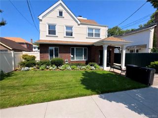 7311 Avenue W, Brooklyn, NY 11234