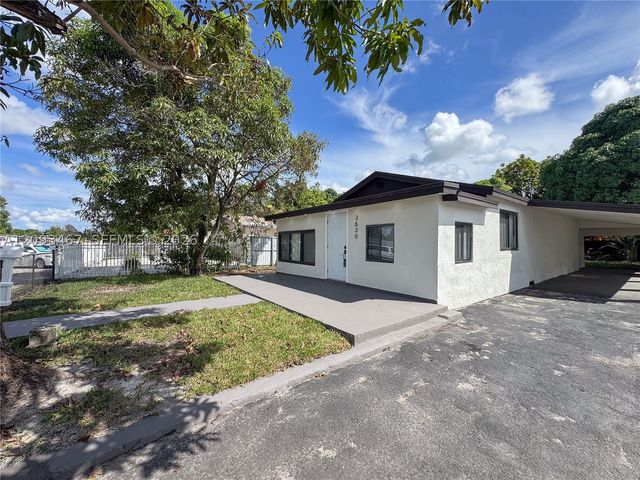 3630 NW 98th St, Miami, FL 33147