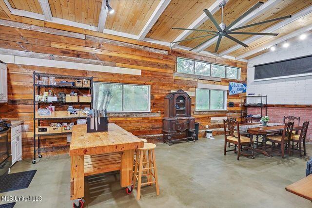 108 Kimwood Place, Florence, MS 39073