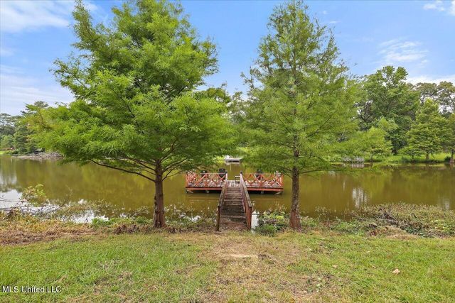 108 Kimwood Place, Florence, MS 39073