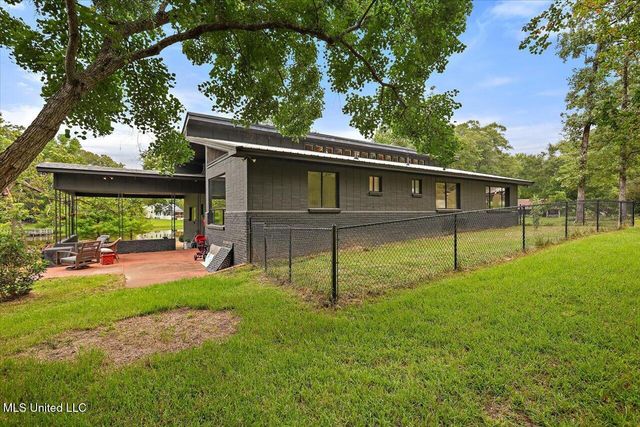 108 Kimwood Place, Florence, MS 39073