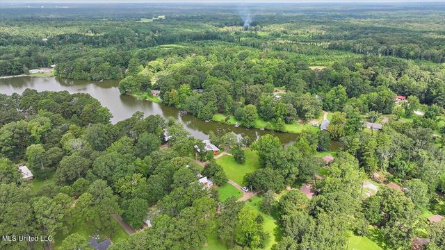 108 Kimwood Place, Florence, MS 39073
