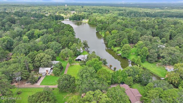 108 Kimwood Place, Florence, MS 39073