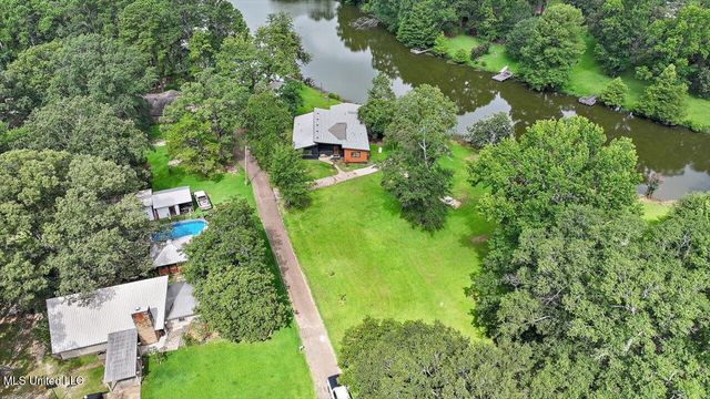 108 Kimwood Place, Florence, MS 39073