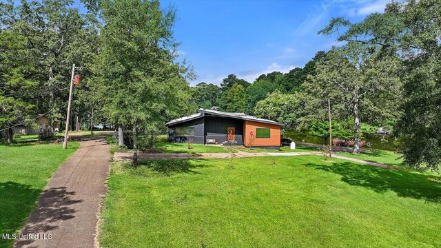 108 Kimwood Place, Florence, MS 39073
