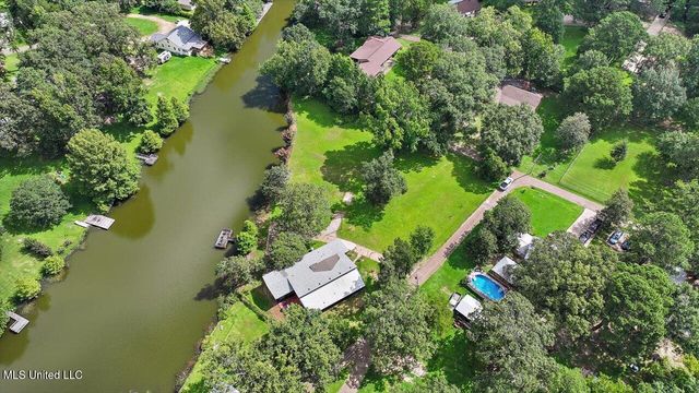 108 Kimwood Place, Florence, MS 39073
