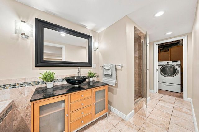 14925 Deerwood Drive, Burnsville, MN 55306