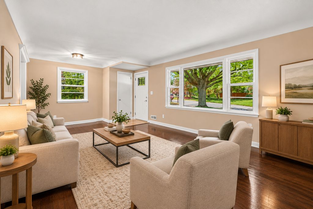 14925 Deerwood Drive, Burnsville, MN 55306 — photo 4