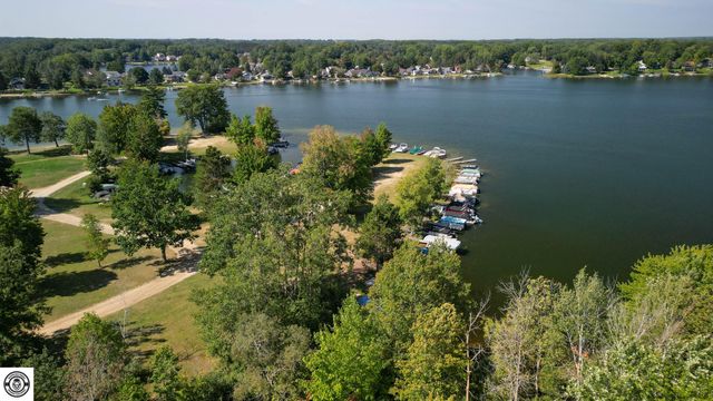 7993 Island Court, Morton Twp, MI 49346