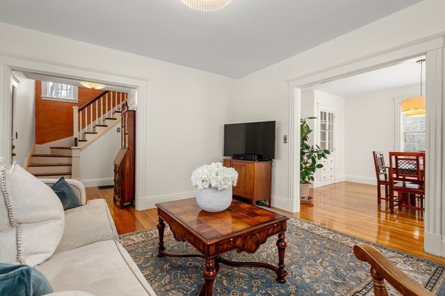 16 Isabella St, Lynn, MA 01902