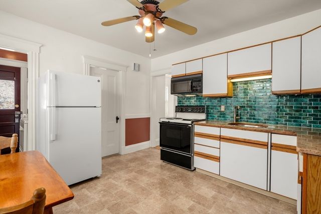 16 Isabella St, Lynn, MA 01902