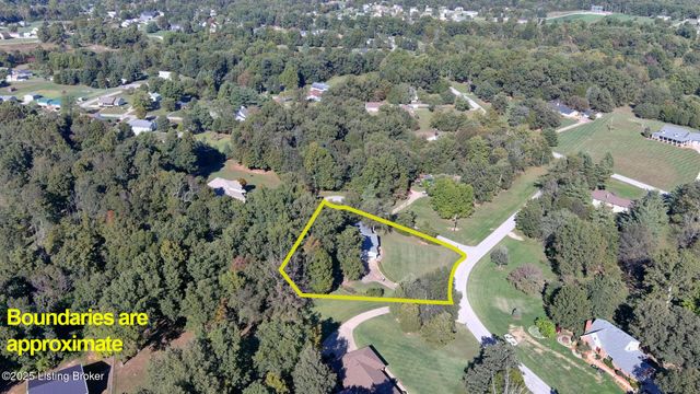 102 Thicket Ct, Radcliff, KY 40160