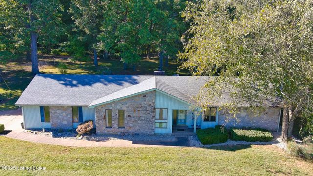 102 Thicket Ct, Radcliff, KY 40160