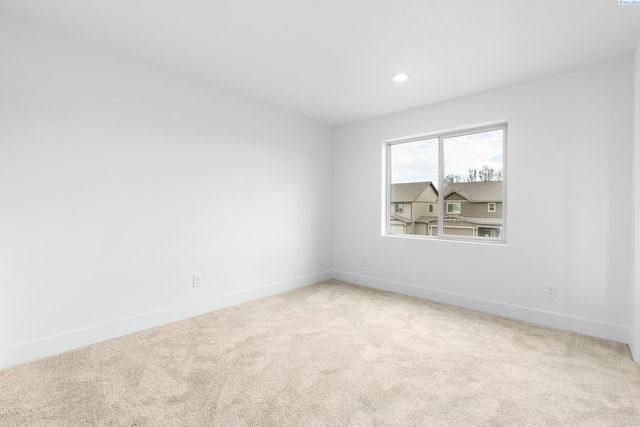 7632 Grapevine Ct, West Richland, WA 99353