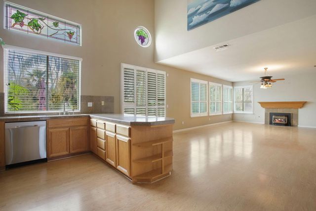 3489 Canyonlands Rd, Stockton, CA 95209