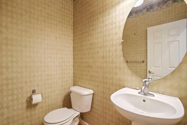 3489 Canyonlands Rd, Stockton, CA 95209