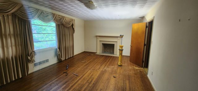 139 Whittier Place, Spartanburg, SC 29303