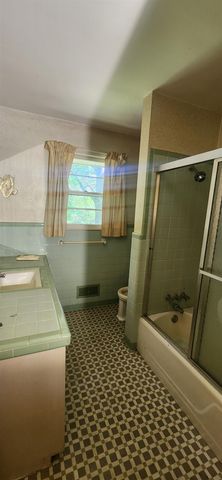 139 Whittier Place, Spartanburg, SC 29303