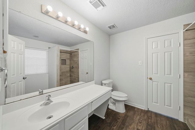 3039 Orange Street, Pearland, TX 77581