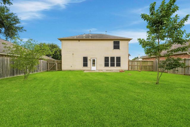 3039 Orange Street, Pearland, TX 77581